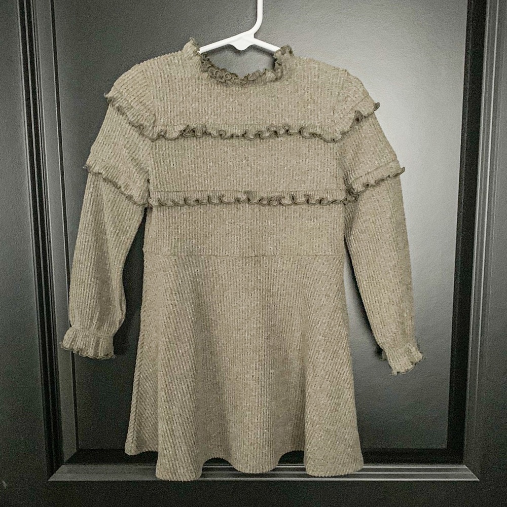 Ribbed toddler dress Size 3T Art Class EUC worn once